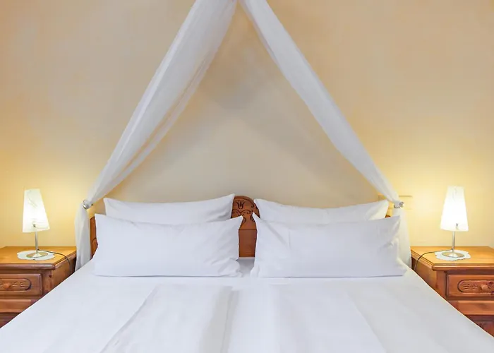 Hotel Weinhaus Weiler 3*